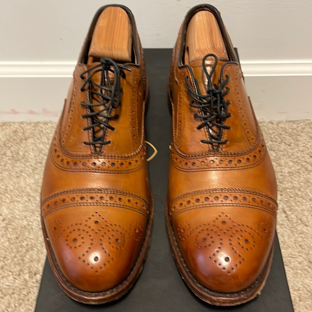 Stunning Allen Edmonds wonderful condition handcrafted leather Oxford